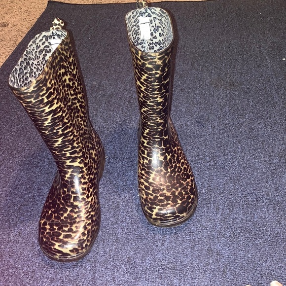 Capelli of New York Other - Rain boots, cheetah print